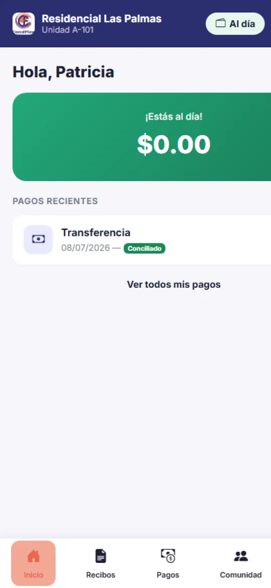 Portal móvil real del residente en CondFlow mostrando saldo y pagos recientes